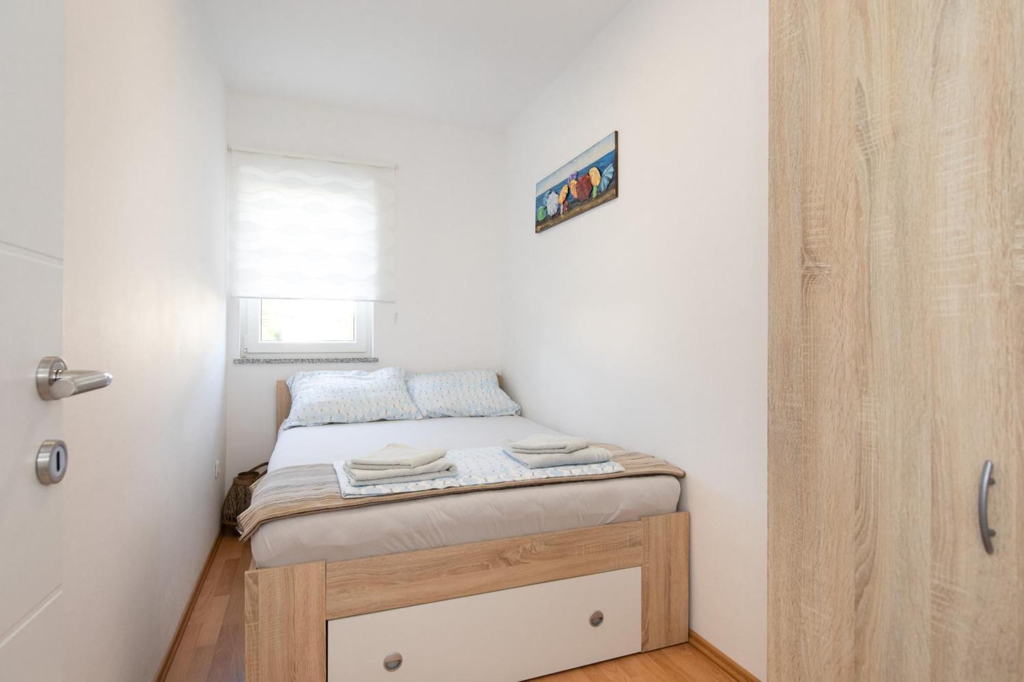 Tom'S House Njivice Apartment ภายนอก รูปภาพ