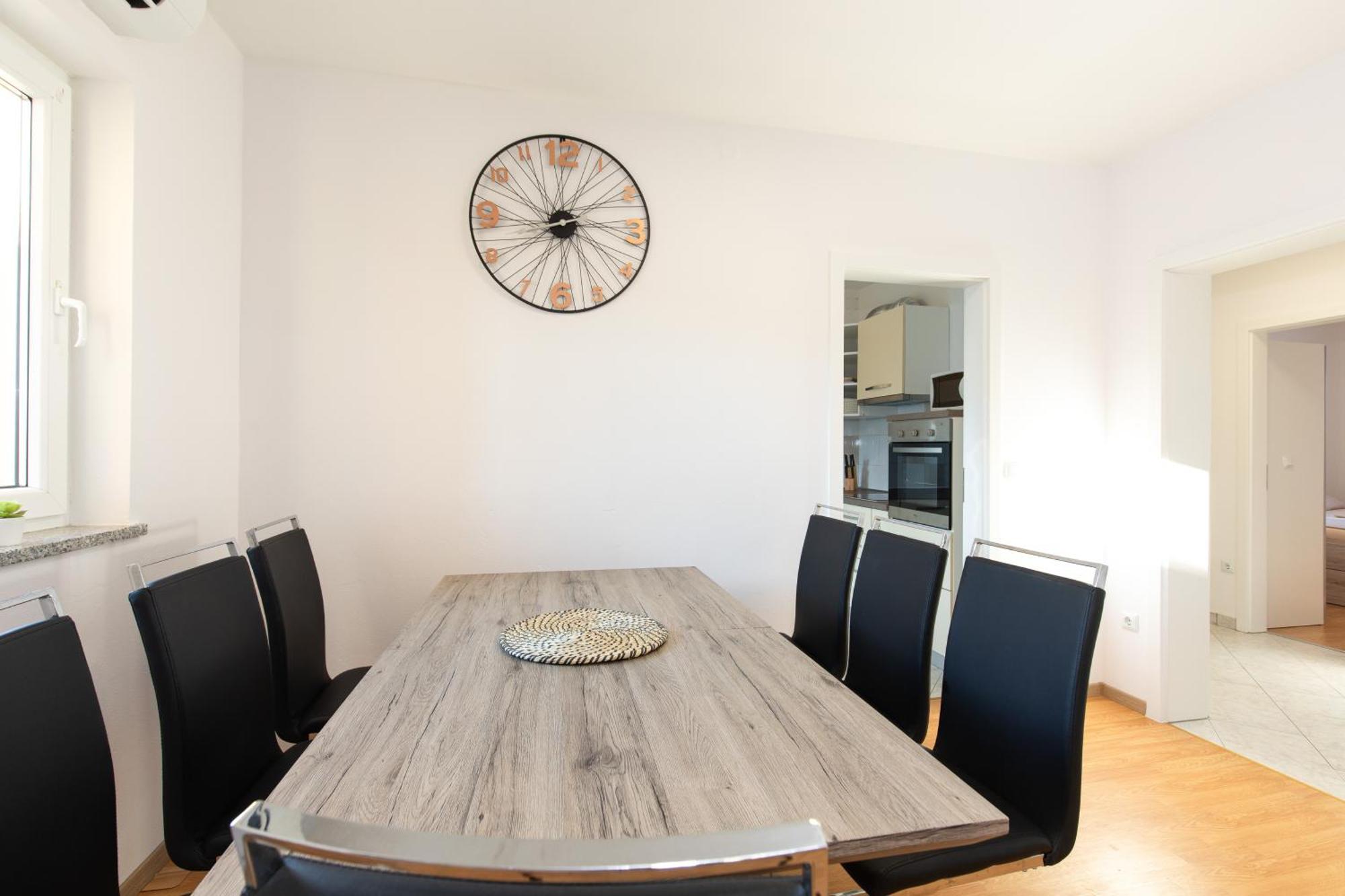 Tom'S House Njivice Apartment ภายนอก รูปภาพ