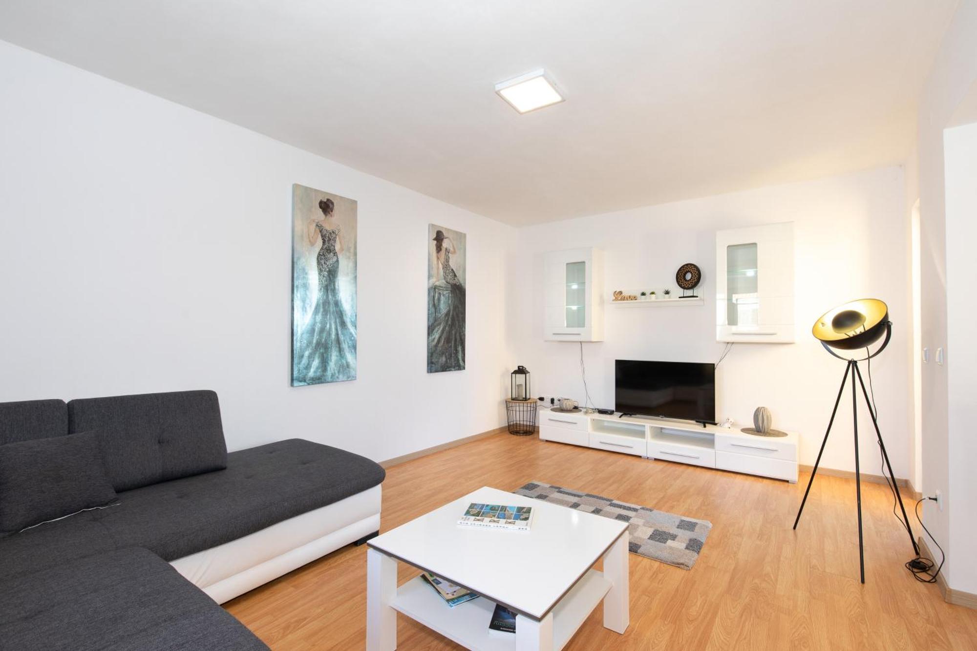 Tom'S House Njivice Apartment ภายนอก รูปภาพ