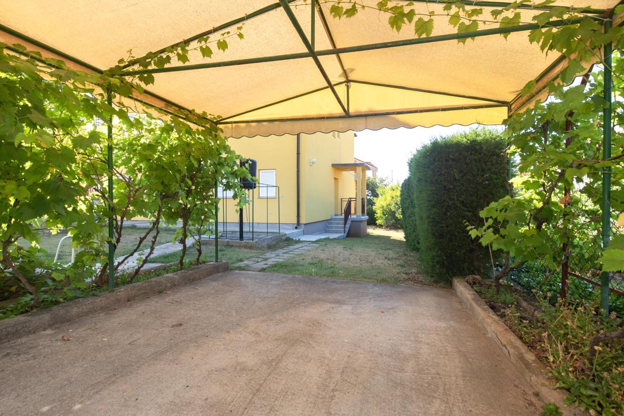 Tom'S House Njivice Apartment ภายนอก รูปภาพ
