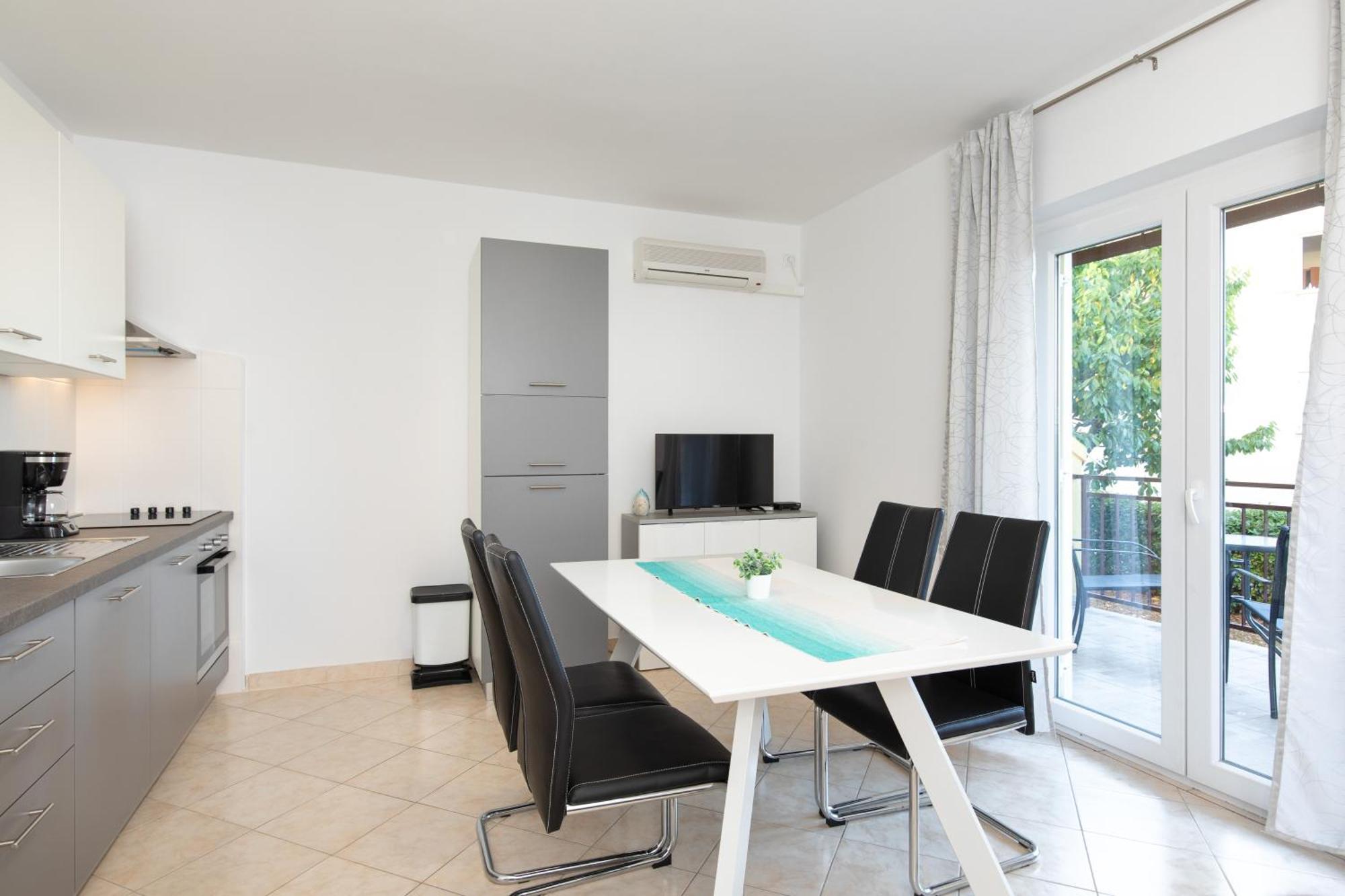 Tom'S House Njivice Apartment ภายนอก รูปภาพ