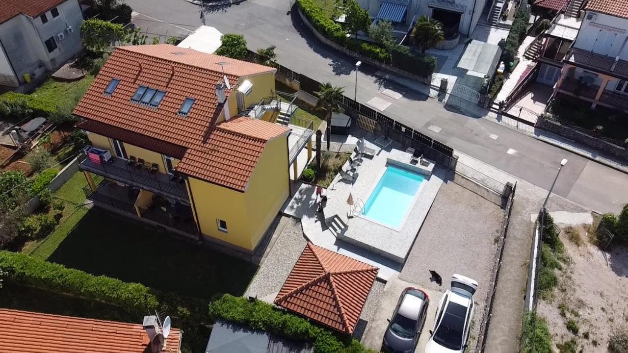Tom'S House Njivice Apartment ภายนอก รูปภาพ